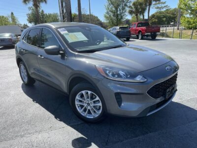 2021 Ford Escape SE