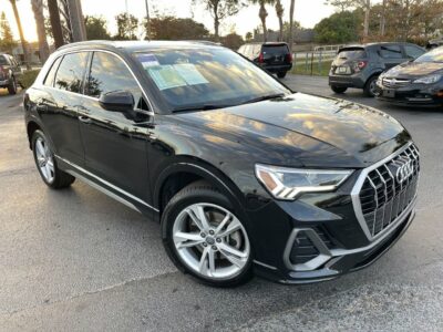 2020 Audi Q3 S line Premium Plus